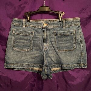 J. Crew Blue Classic Jean Shorts Vintage Style. Size 14.